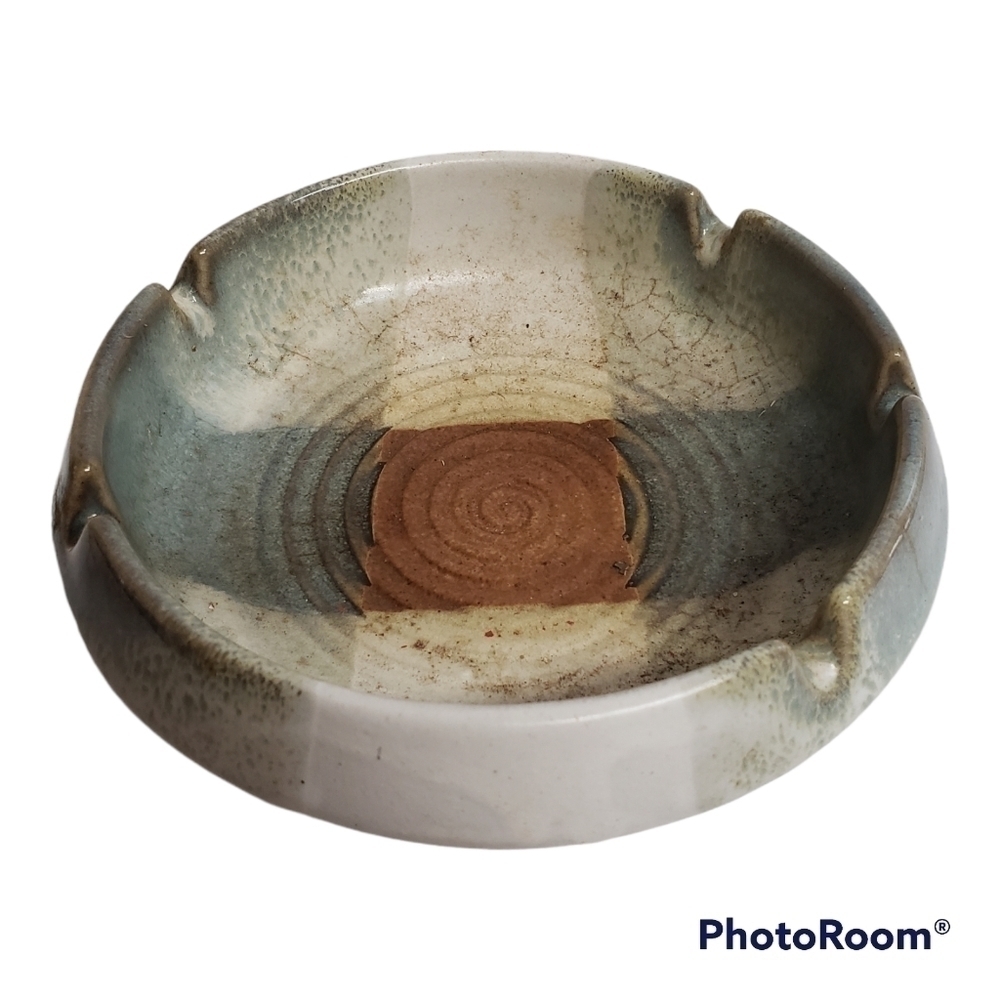 Vintage Treasure Craft Studio Pottery Trinket Dish Ashtray Blue White Grey USA